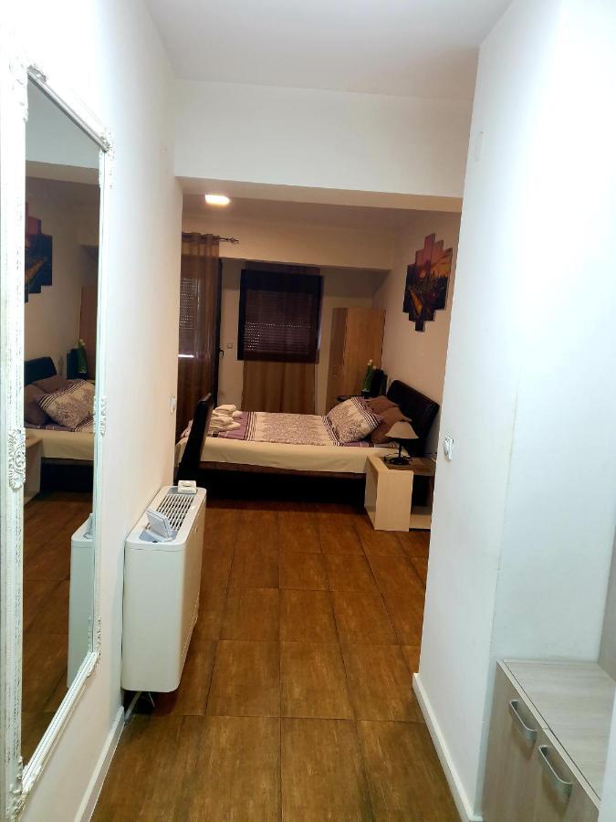 Laguna Apartman 2 นิส ภายนอก รูปภาพ
