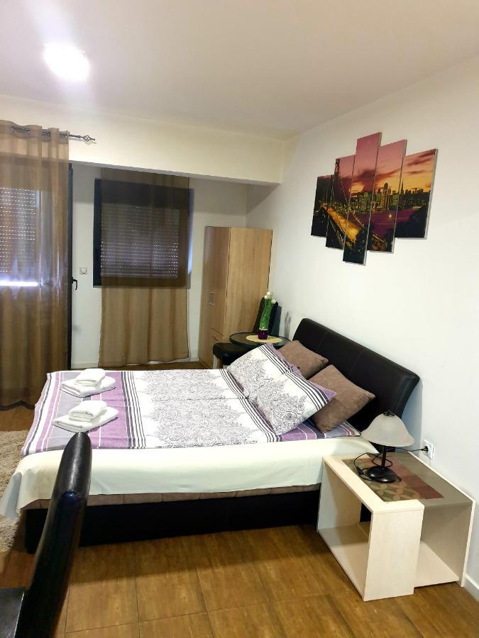 Laguna Apartman 2 นิส ภายนอก รูปภาพ