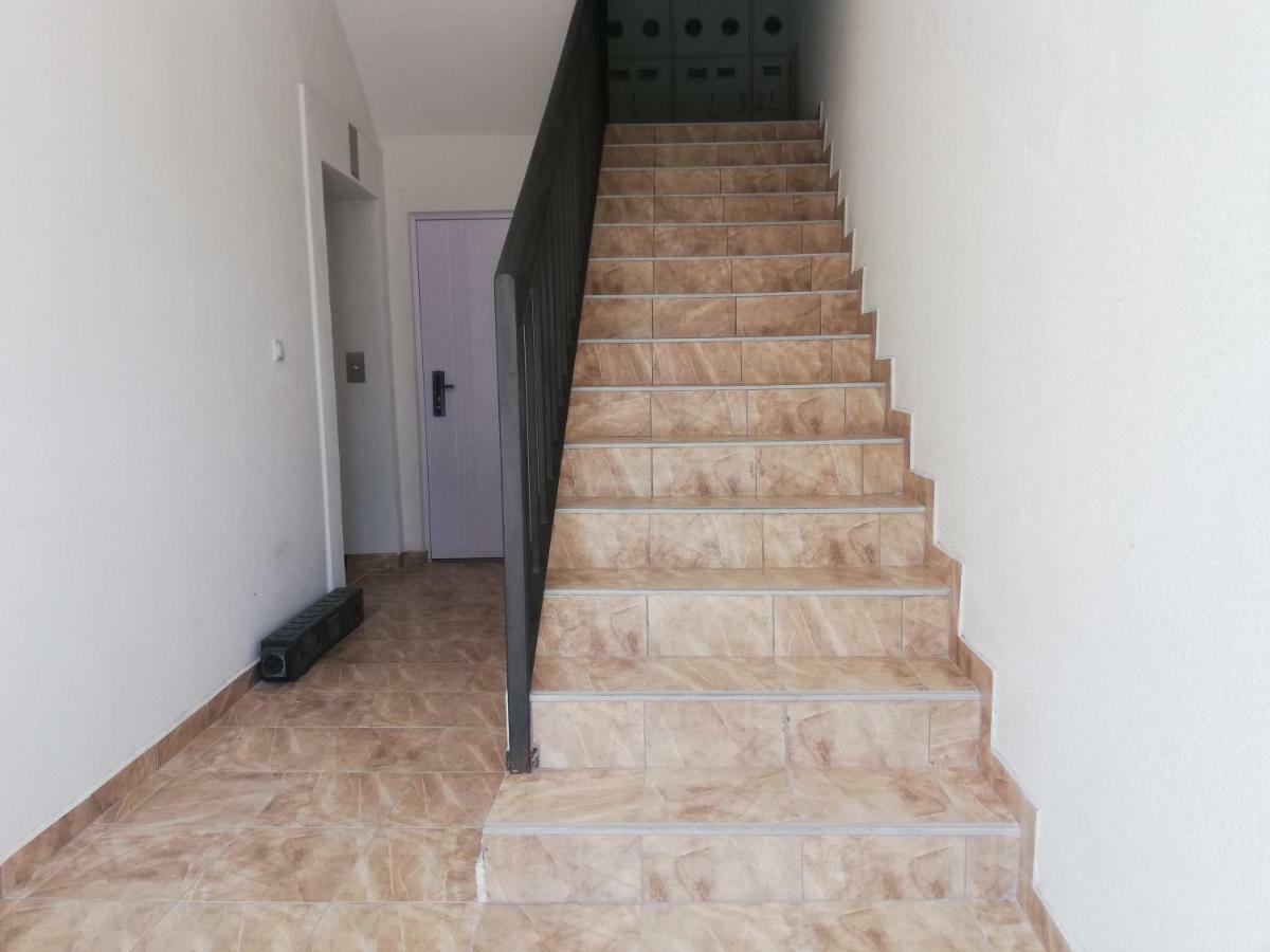 Laguna Apartman 2 นิส ภายนอก รูปภาพ